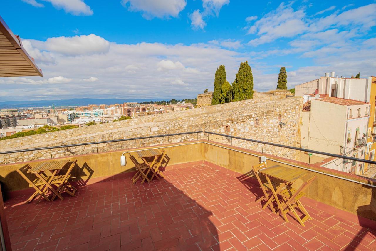 Apartamento 2 En La Muralla Romana Junto A La Catedral Tarragona Luaran gambar