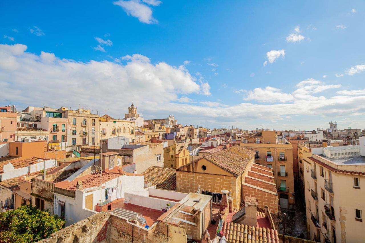 Apartamento 2 En La Muralla Romana Junto A La Catedral Tarragona Luaran gambar