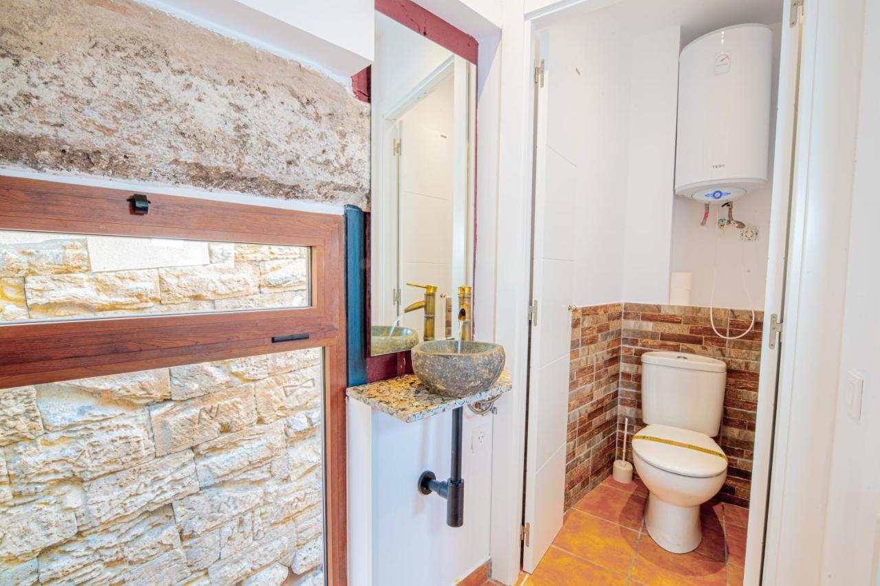 Apartamento 2 En La Muralla Romana Junto A La Catedral Tarragona Luaran gambar