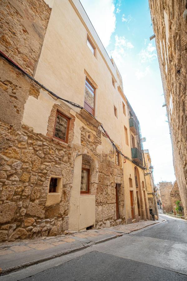 Apartamento 2 En La Muralla Romana Junto A La Catedral Tarragona Luaran gambar